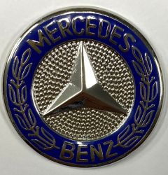 Mercedes Round Metal Badge/Lapel-pin