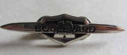 Suzuki Boulevard Badge Lapel-pin