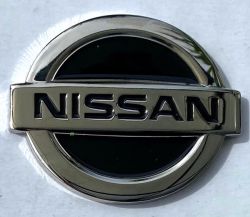 Nissan Logo metal Badge/Lapel-pin